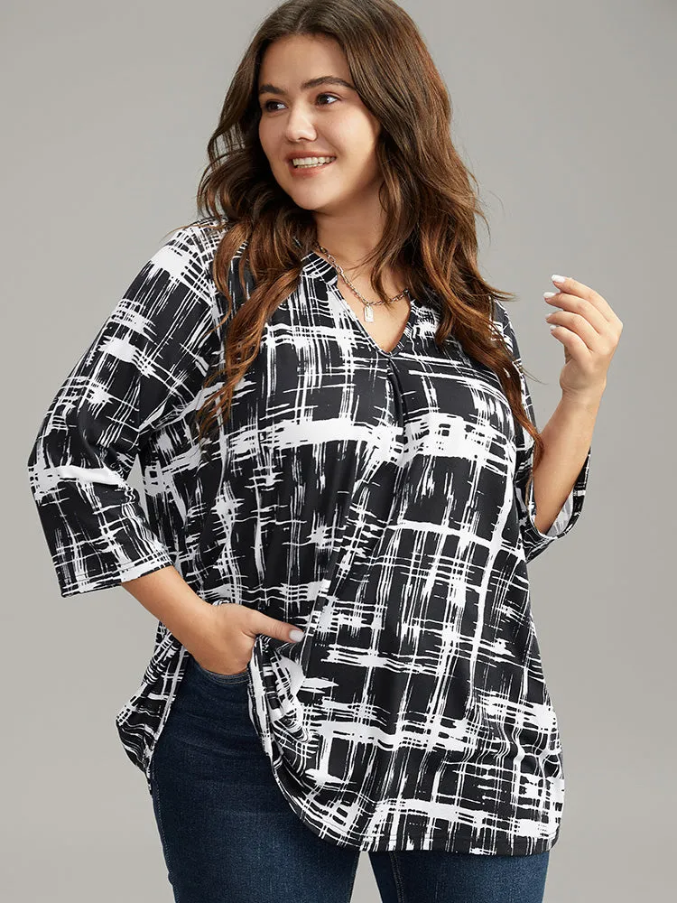 Contrast Colorblock Notched Plicated T-shirt sold by Bloomchic product image thumbnail 3