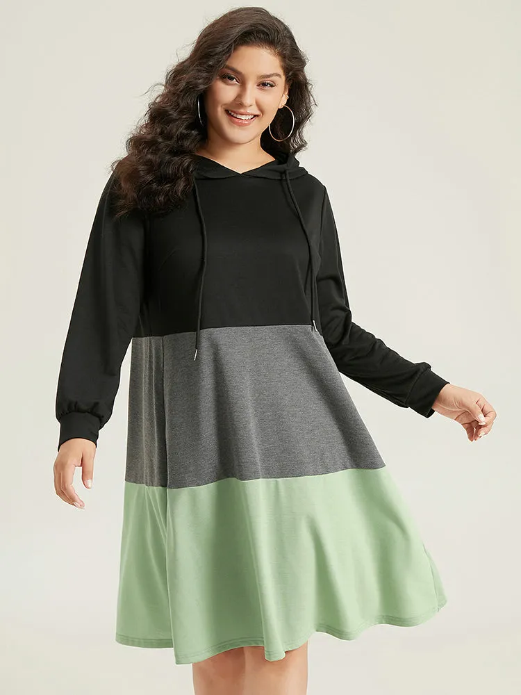 Colorblock Contrast Hooded Drawstring Dress sold by Bloomchic product image thumbnail 2
