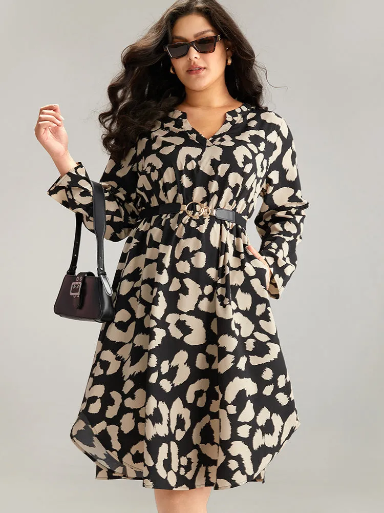 Geometric Pocket Elastic Waist Arc Hem Dress sold by Bloomchic product image thumbnail 2