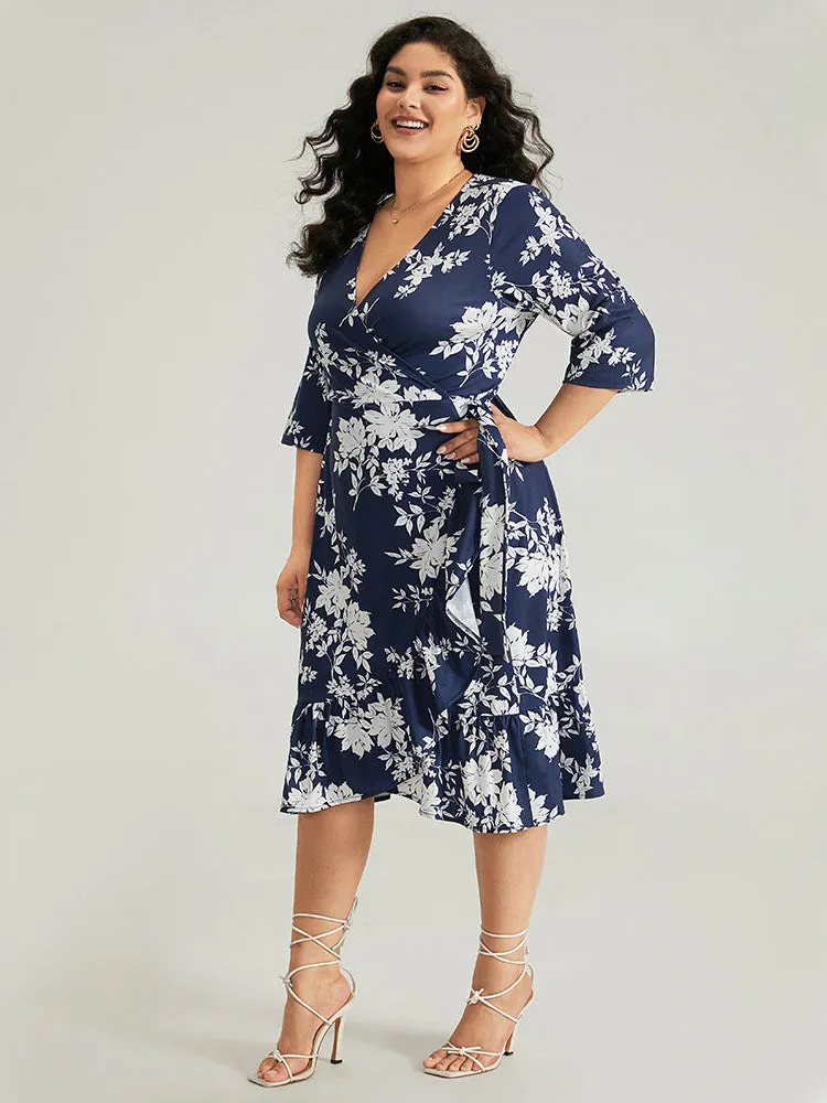 Silhouette Floral Print Ties Wrap Dress sold by Bloomchic product image thumbnail 3