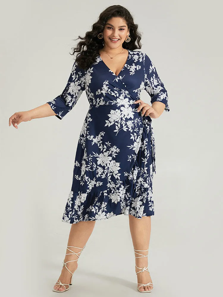 Silhouette Floral Print Ties Wrap Dress sold by Bloomchic product image thumbnail 5