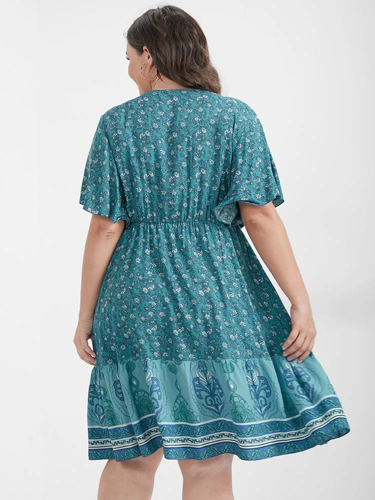 Ditsy Floral Split Knotted Flutter Wrap Short Dress sold by Bloomchic product image thumbnail 3