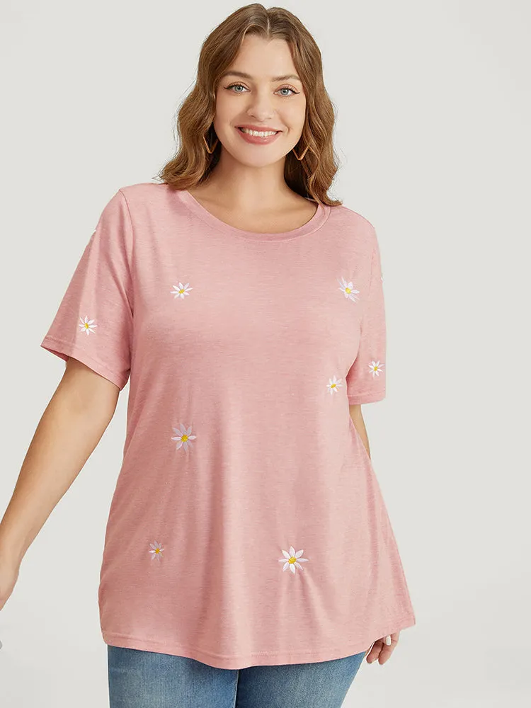 Daisy Floral Embroidered Short Sleeve T-shirt sold by Bloomchic product image thumbnail 2