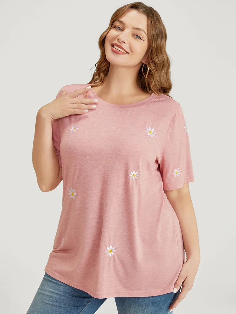 Daisy Floral Embroidered Short Sleeve T-shirt sold by Bloomchic product image thumbnail 3