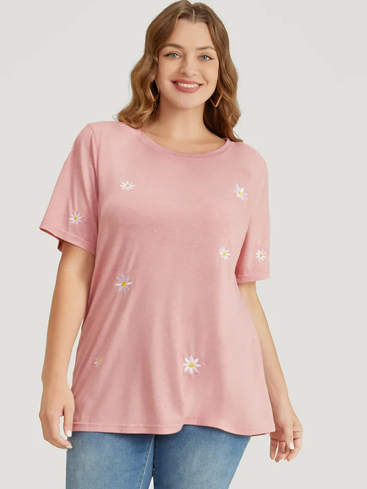 Daisy Floral Embroidered Short Sleeve T-shirt sold by Bloomchic product image thumbnail 4