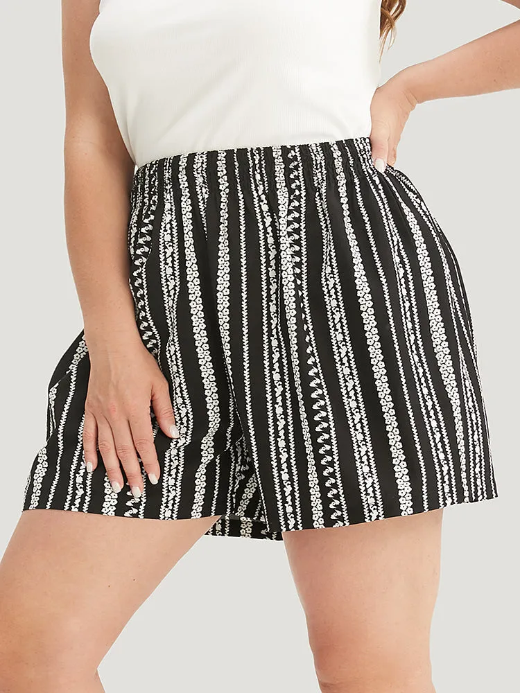 Striped Print Elastic Waist Pocket Shorts sold by Bloomchic product image thumbnail 3