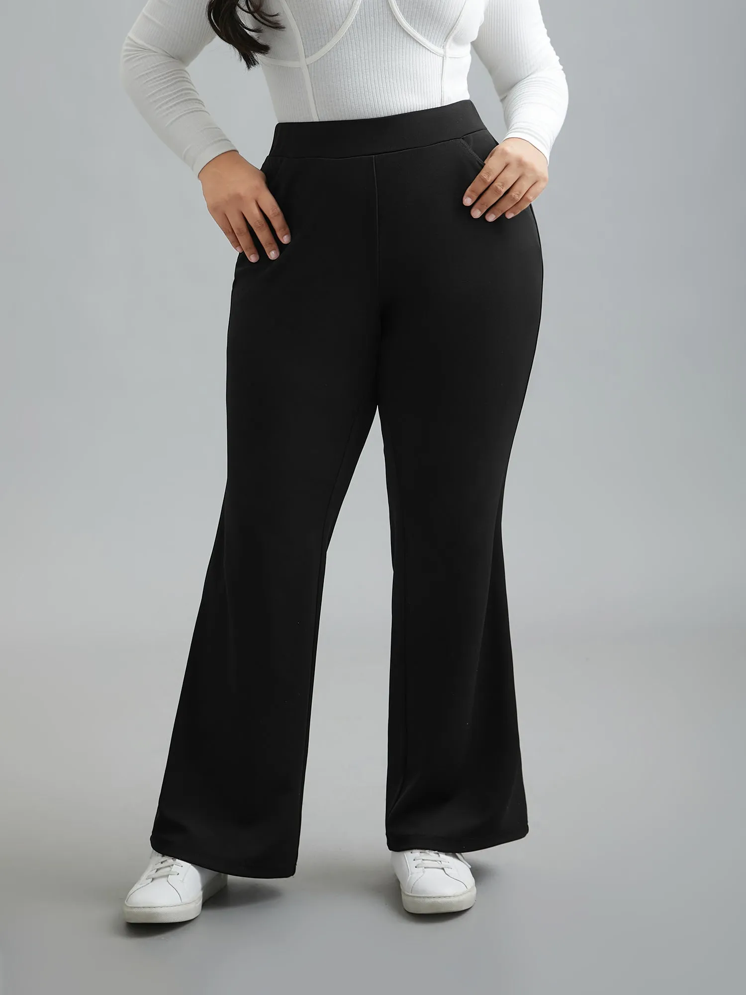 Stretchy Waist Pockets Flared Pants sold by Bloomchic product image thumbnail 4
