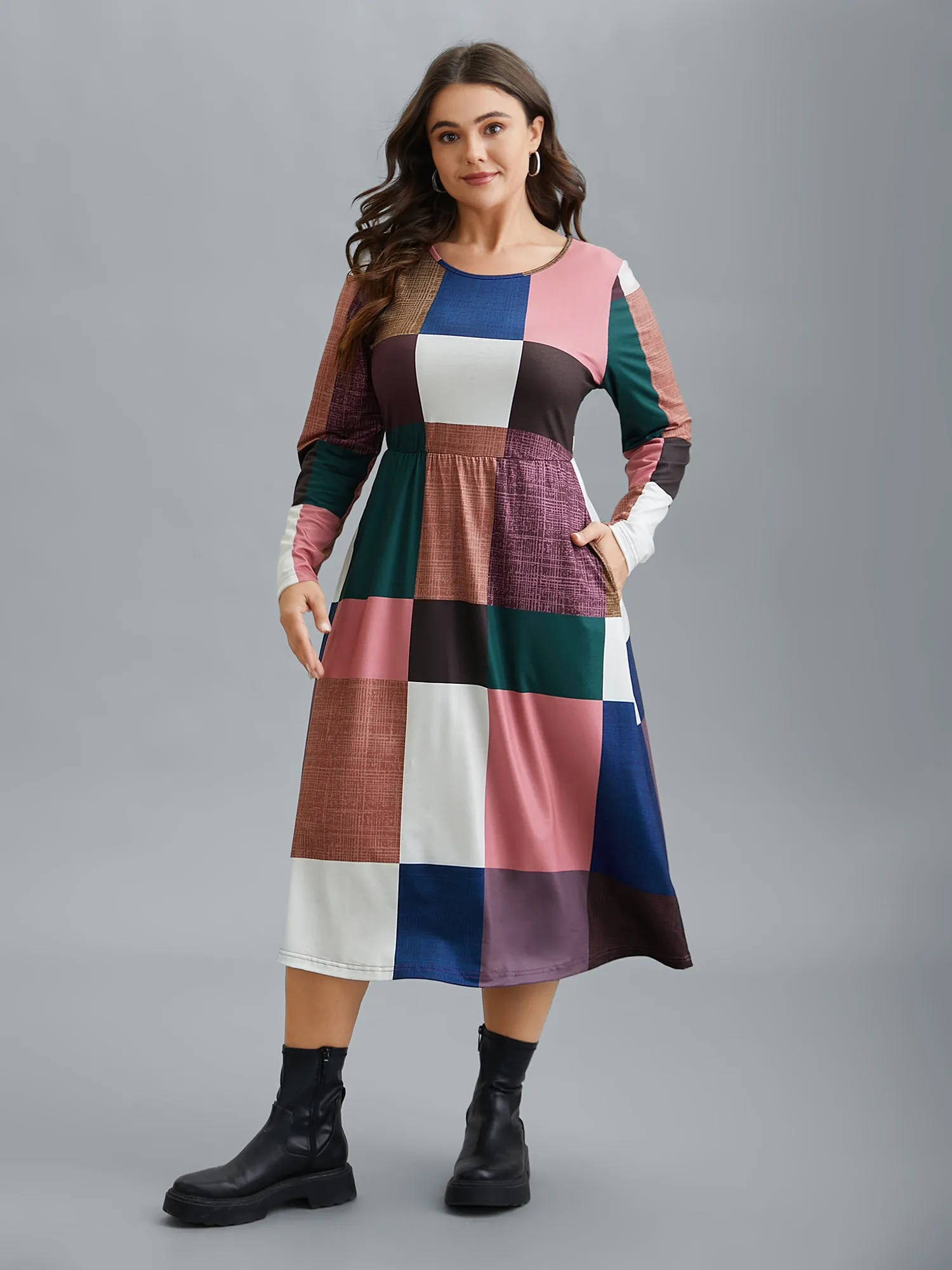 Geometric Block Stretchy Waist Pocket Midi Dress sold by Bloomchic product image thumbnail 2