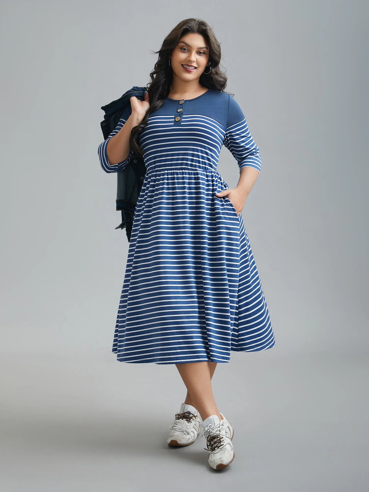 Colorblock Striped Waist-Cinched Midi Dress sold by Bloomchic product image thumbnail 3