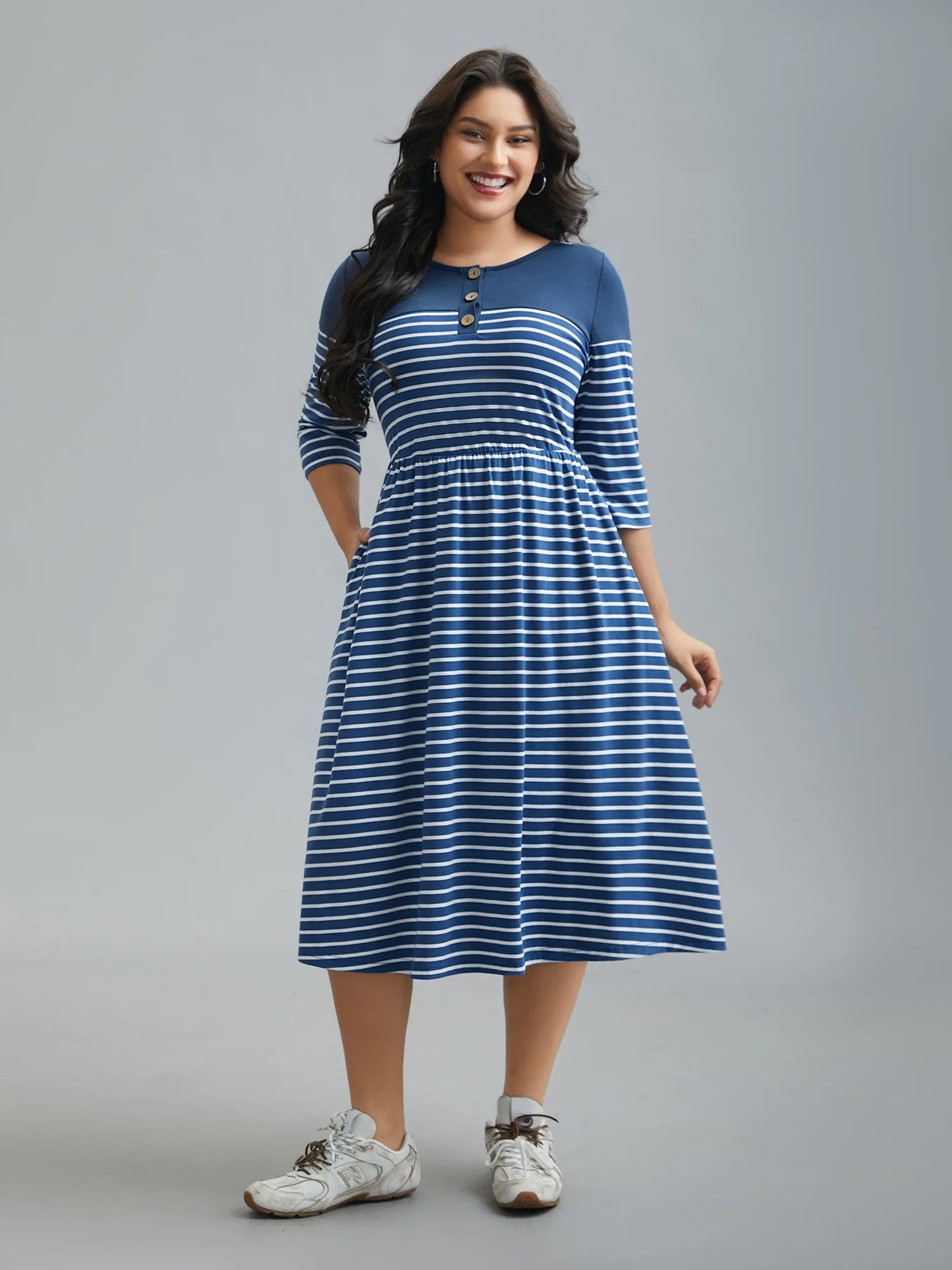 Colorblock Striped Waist-Cinched Midi Dress sold by Bloomchic product image thumbnail 4