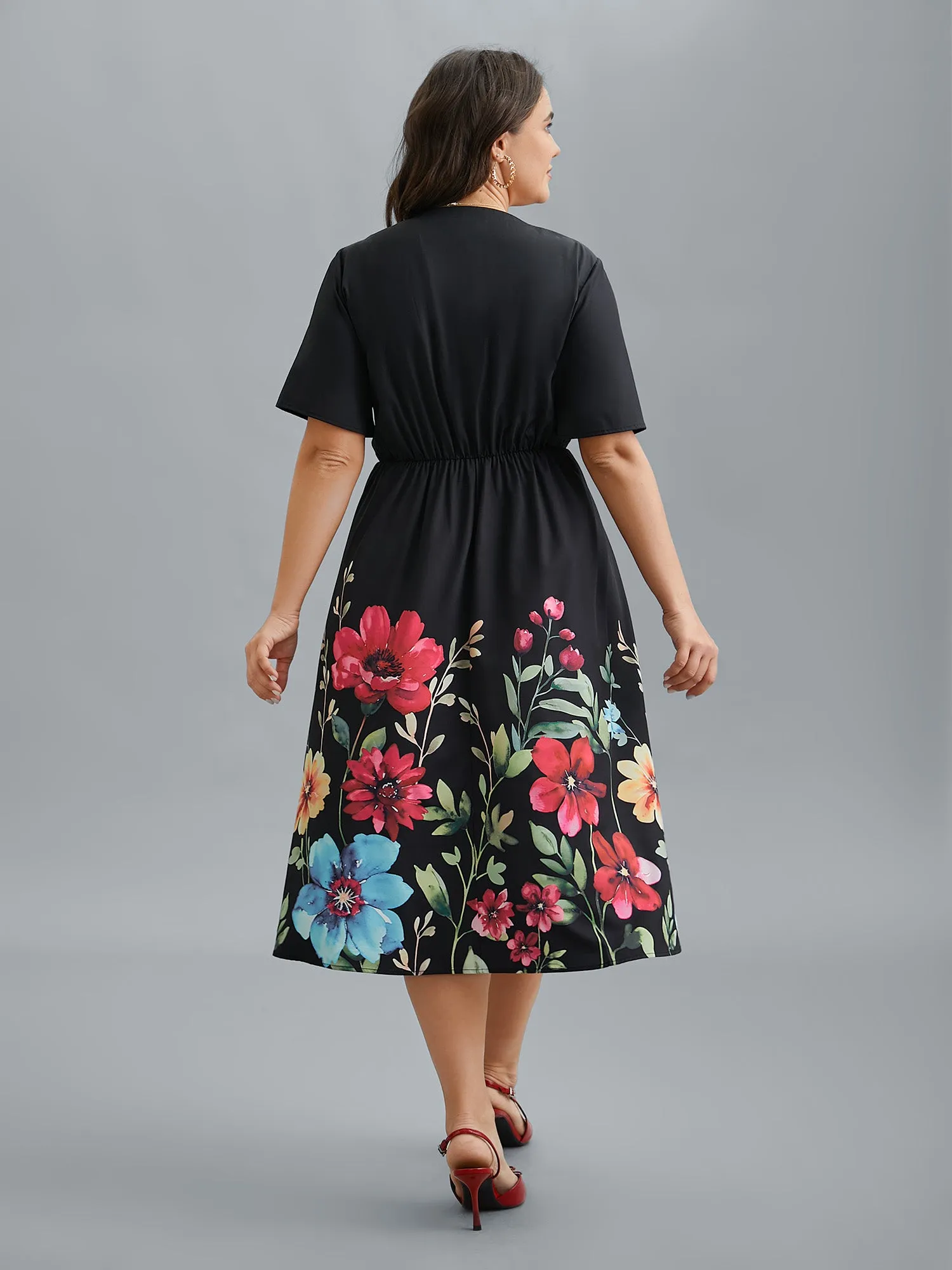 Floral Print V-Neck Half-Sleeve Midi Dress sold by Bloomchic product image thumbnail 5