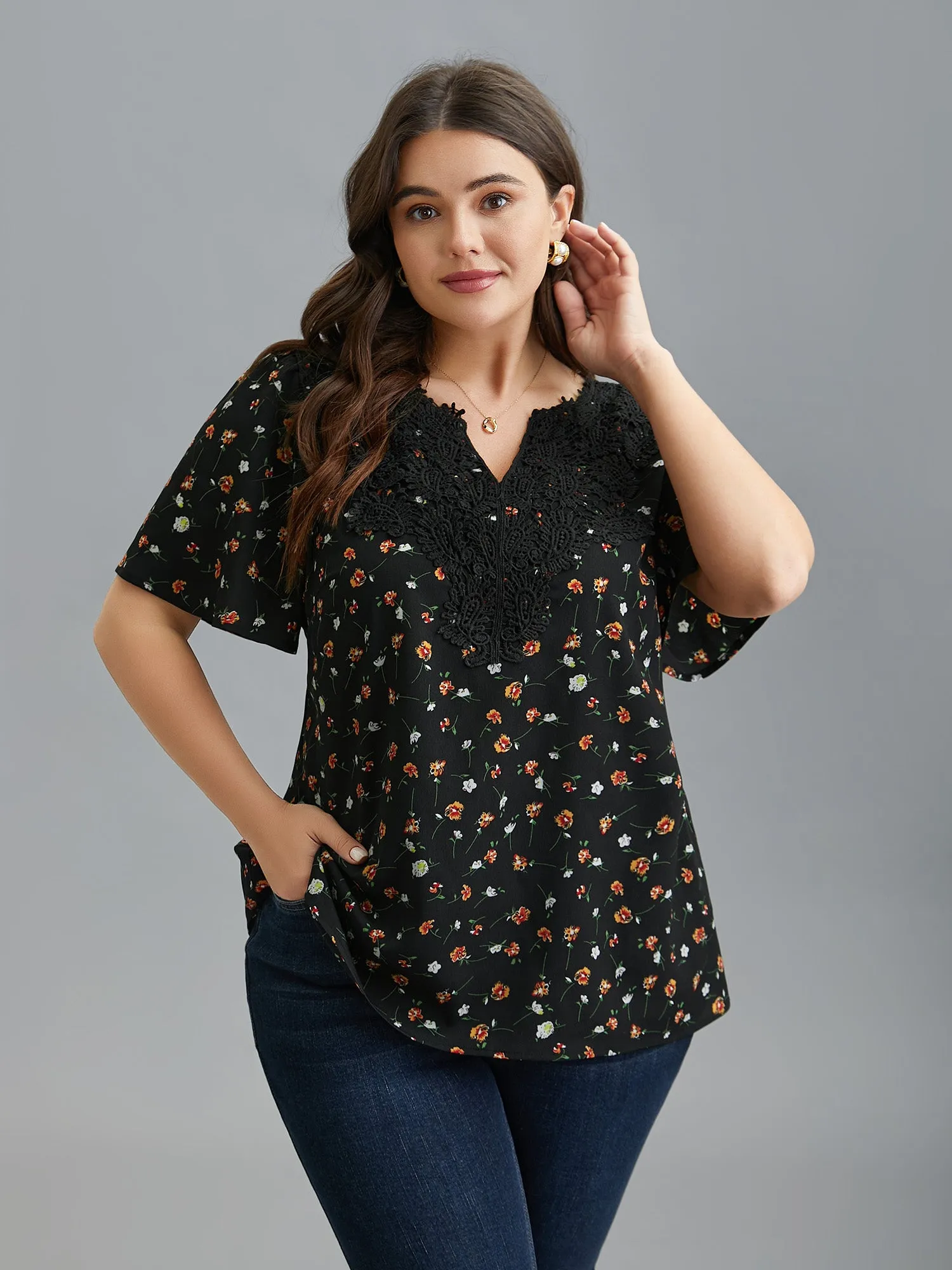Lace Spliced Floral Print Notched Collar Blouse sold by Bloomchic product image thumbnail 3