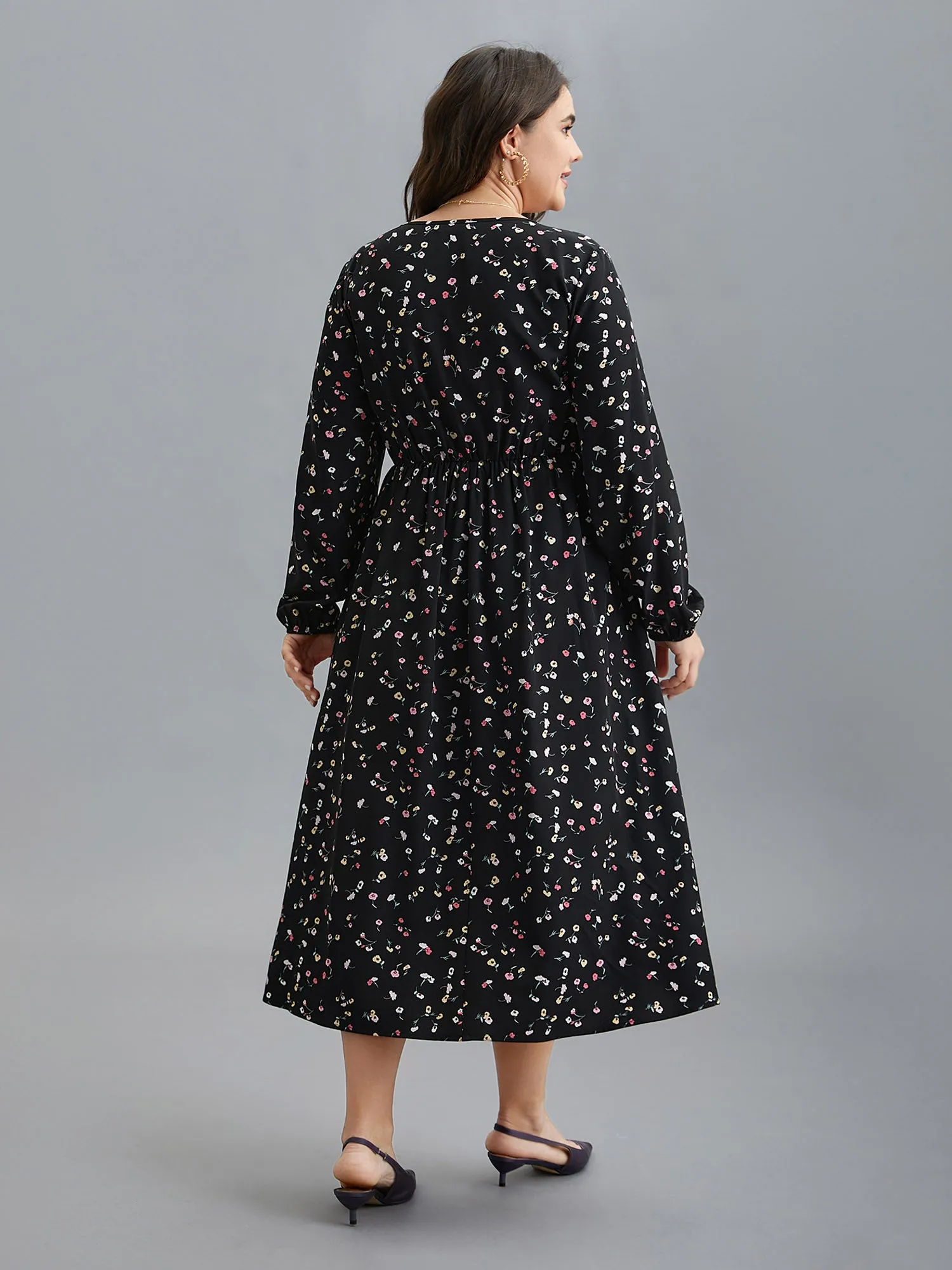 Floral Print V-Neck Waist-Defined Midi Dress sold by Bloomchic product image thumbnail 5