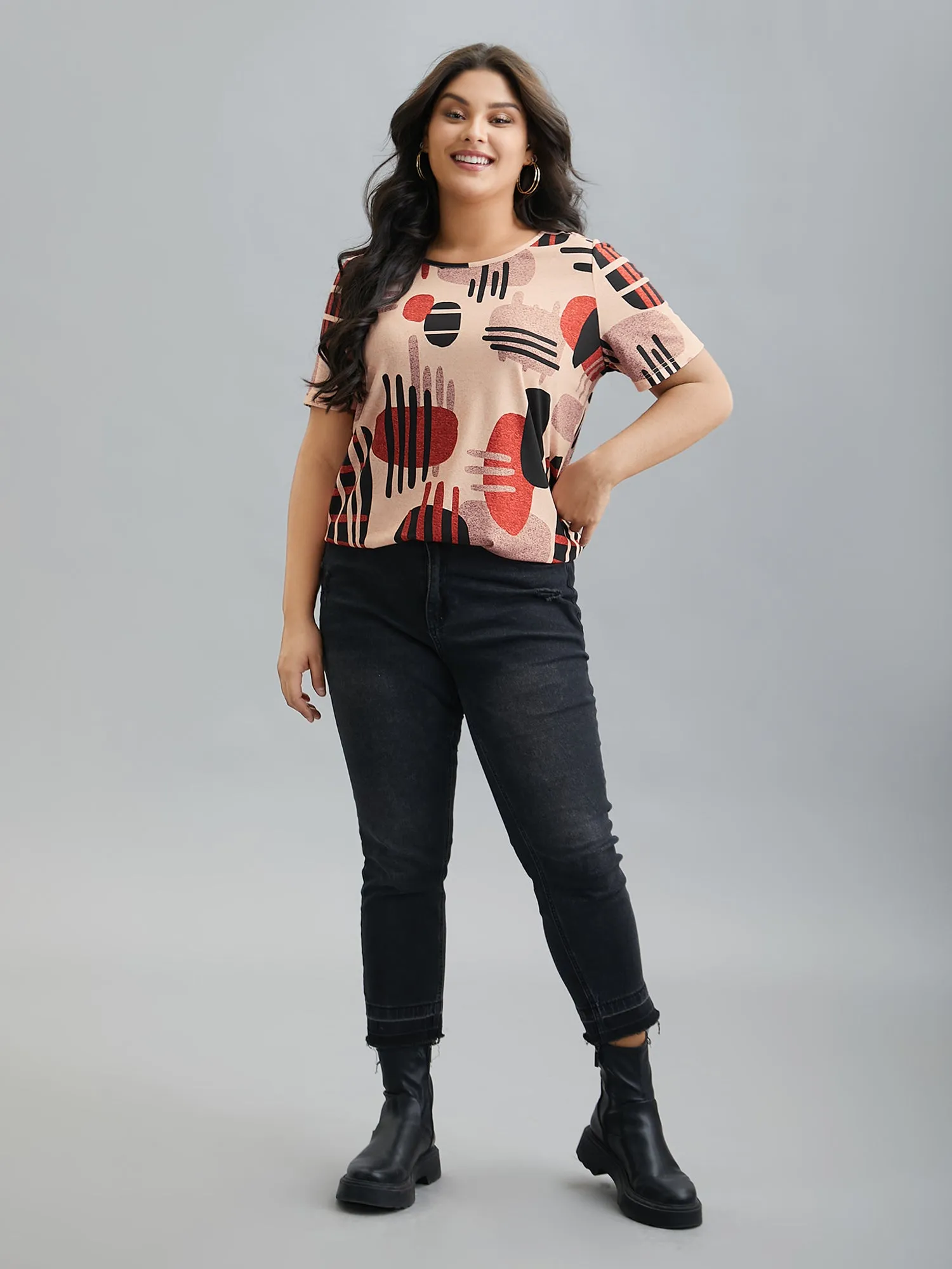 Geometric Print Round Neck Fitted T-Shirt sold by Bloomchic product image thumbnail 5