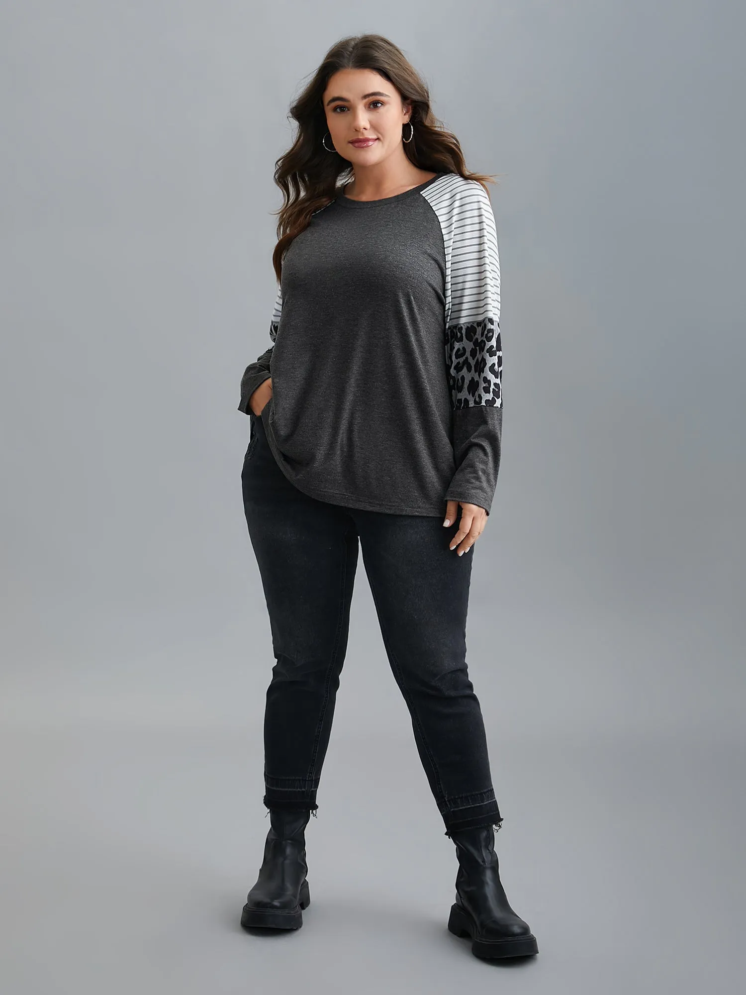 Mixed Leopard Print Raglan Sleeve T-Shirt sold by Bloomchic product image thumbnail 5