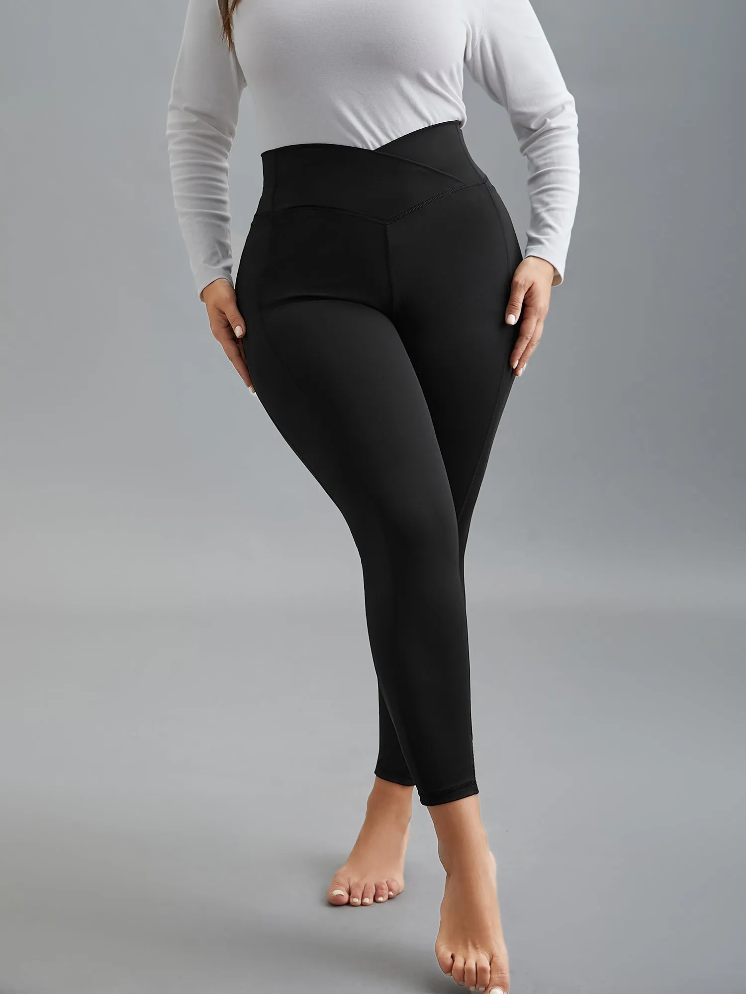 Criss-Cross Waist Pocket Tight Pants sold by Bloomchic