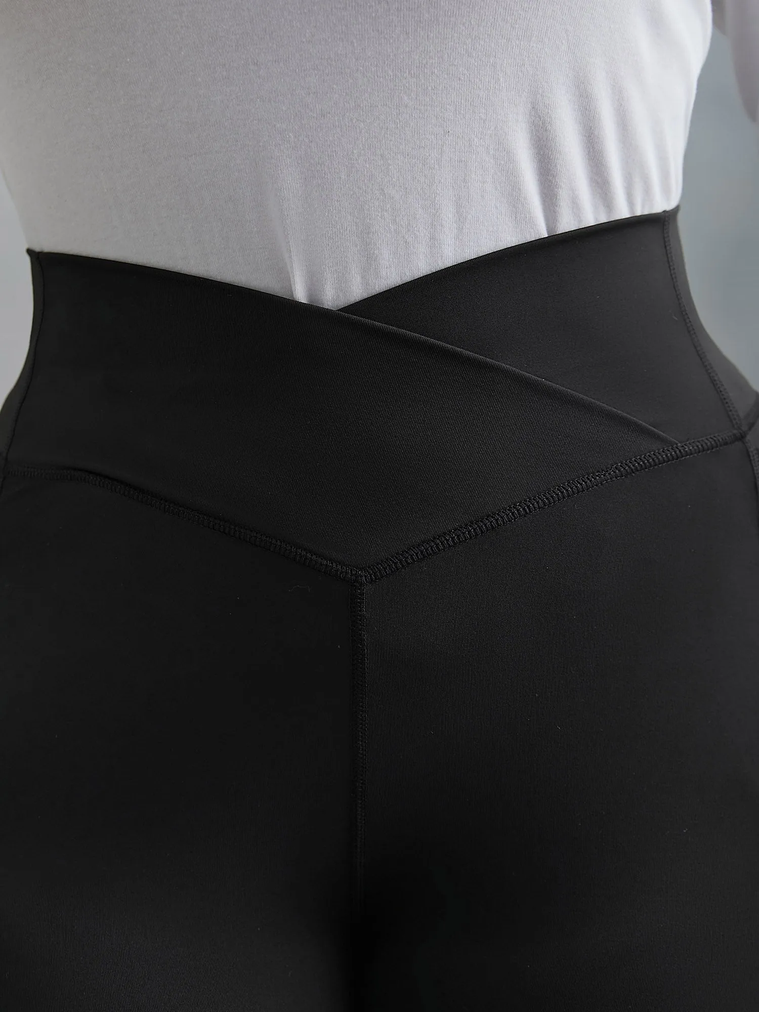 Criss-Cross Waist Pocket Tight Pants sold by Bloomchic product image thumbnail 3