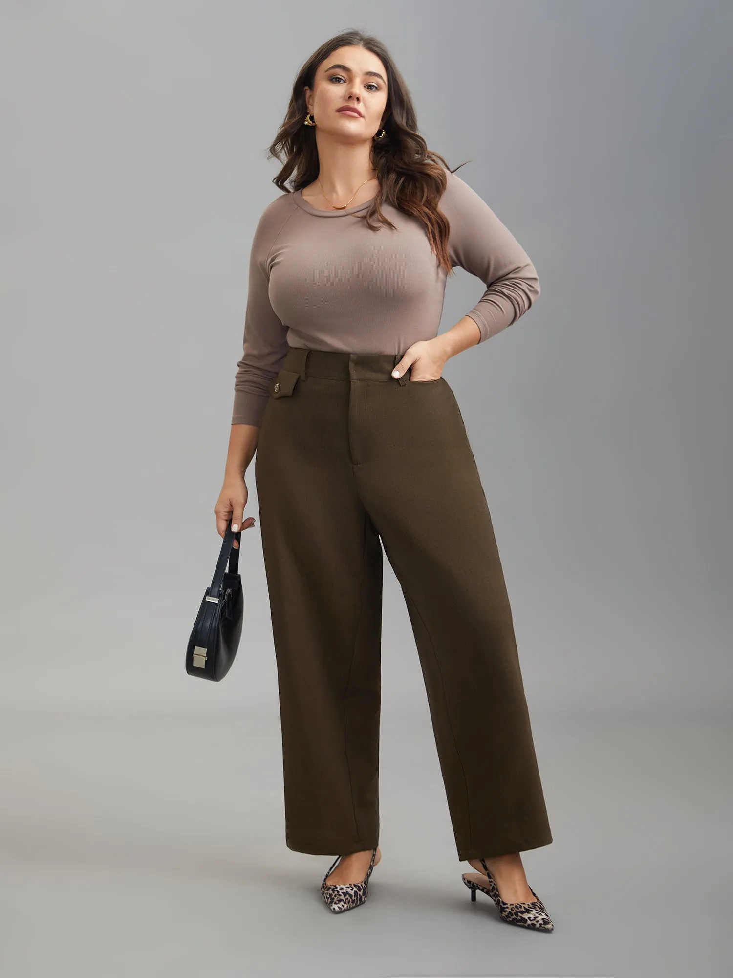 Stretchy-Waist Decorative Pockets Straight-Leg Pants sold by Bloomchic product image thumbnail 2