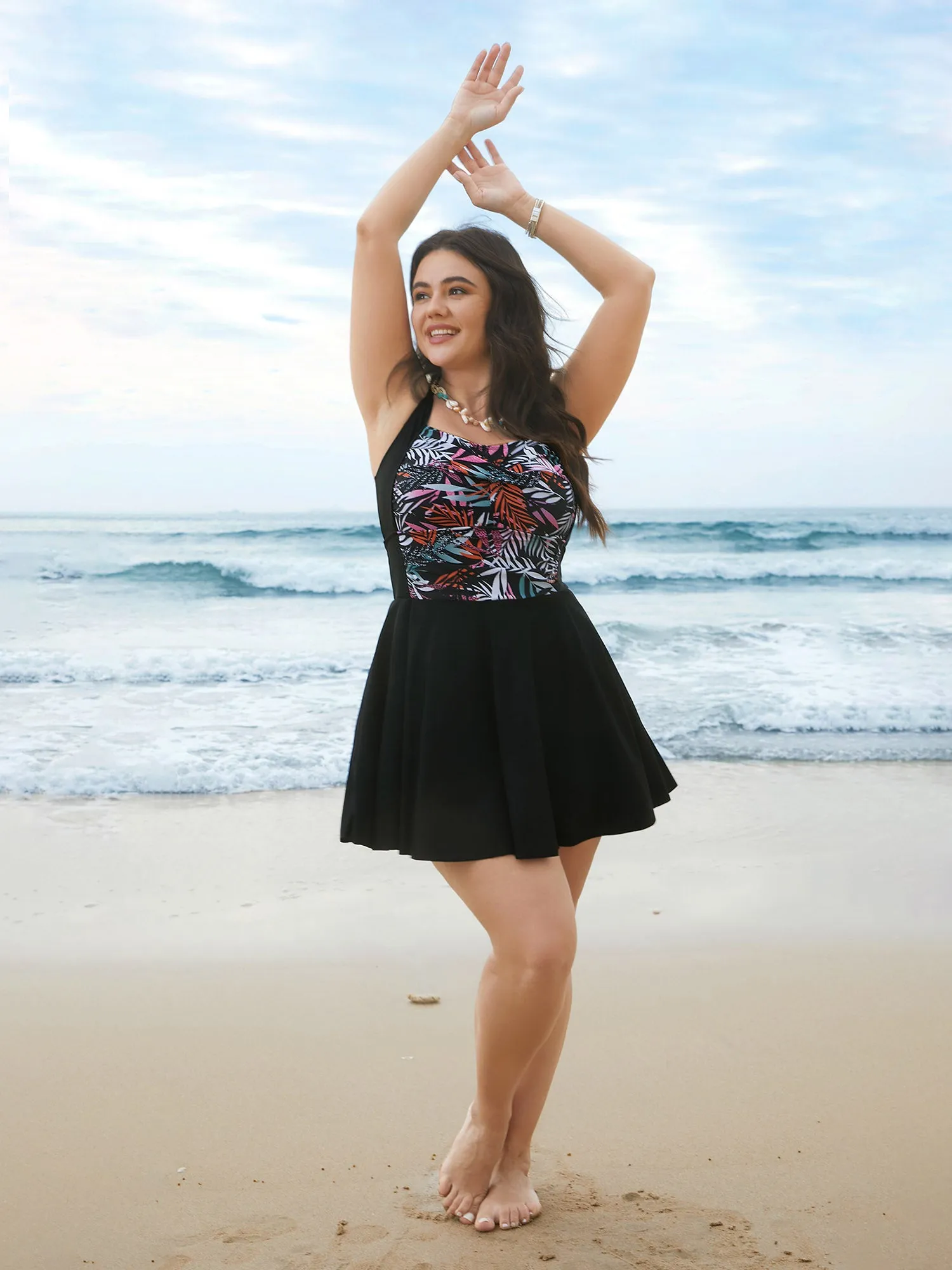 Tropical Leaf Print Twist Front Swim Dress sold by Bloomchic product image thumbnail 4