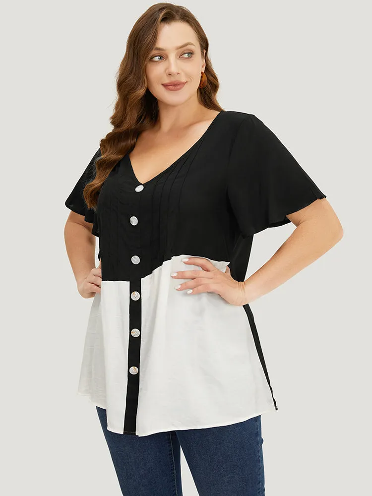 Colorblock Contrast Pleated Button Detail Ruffle Sleeve Blouse sold by Bloomchic product image thumbnail 4