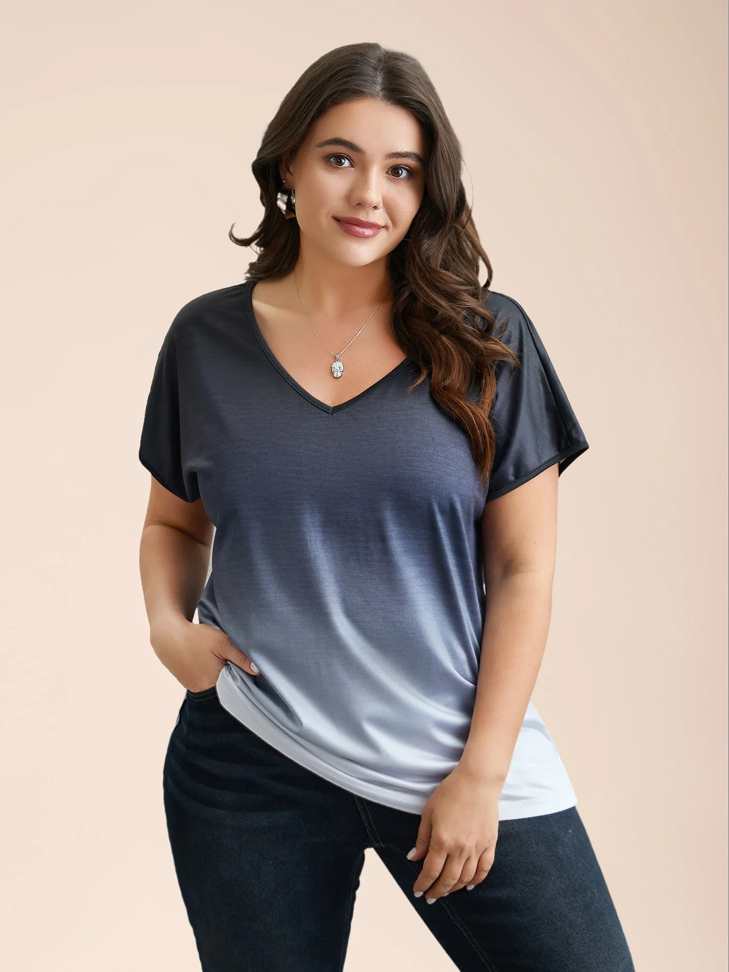 Gradient Tie-Dye Stretchy V-Neck T-Shirt sold by Bloomchic product image thumbnail 2