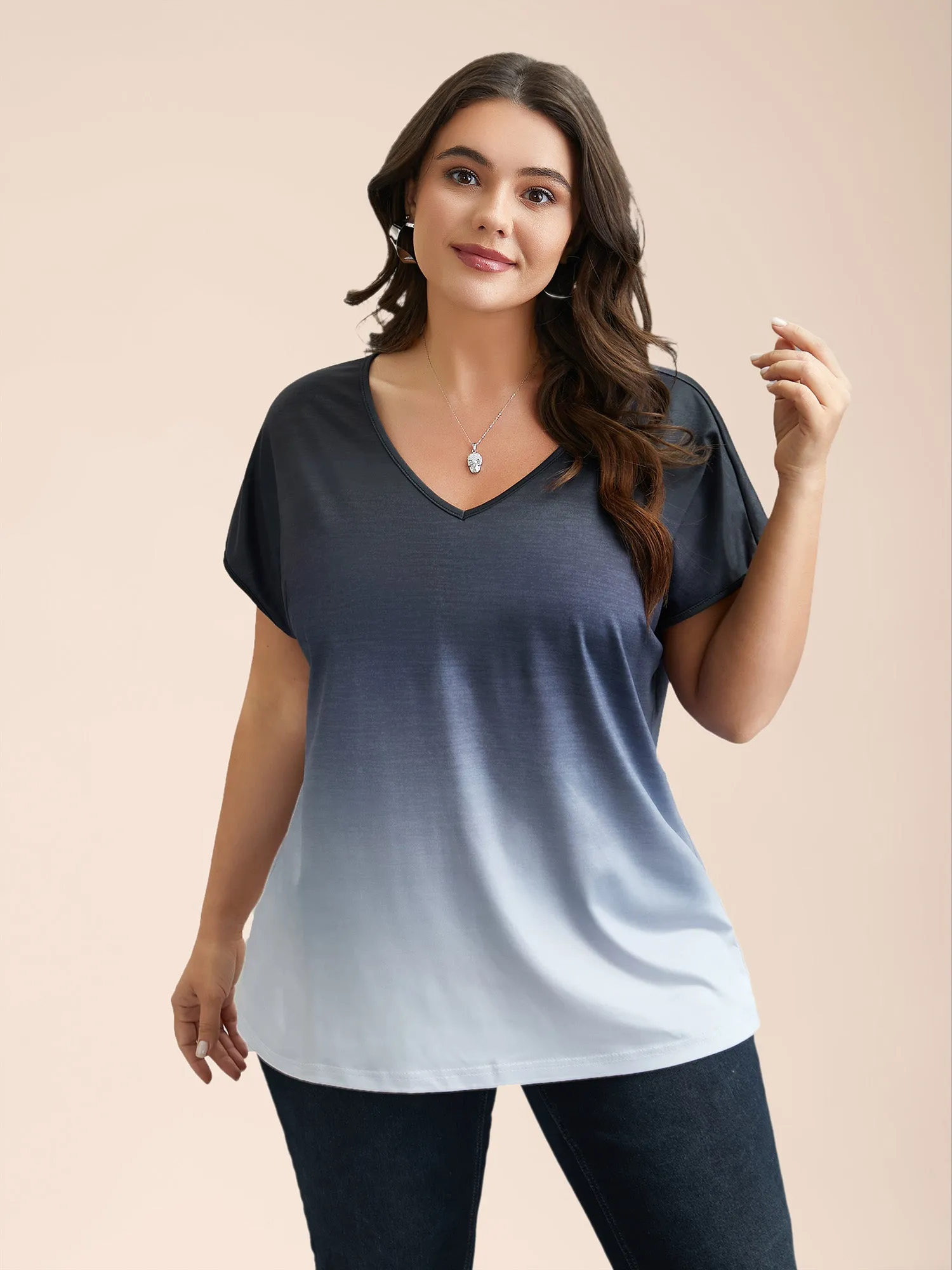 Gradient Tie-Dye Stretchy V-Neck T-Shirt sold by Bloomchic product image thumbnail 3