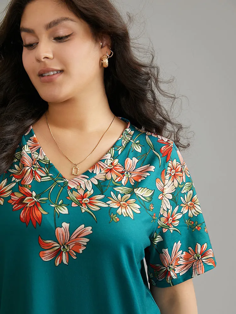 Contrast Floral Print V Neck T-shirt sold by Bloomchic product image thumbnail 4