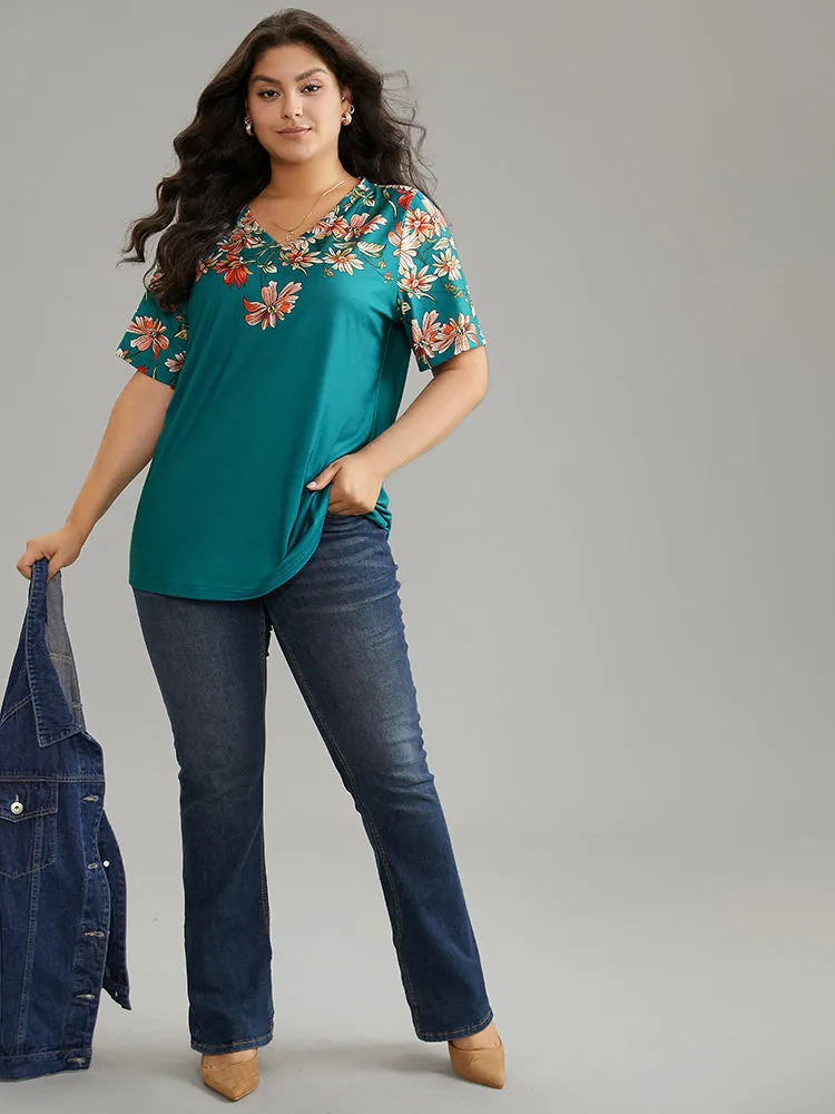 Contrast Floral Print V Neck T-shirt sold by Bloomchic product image thumbnail 3