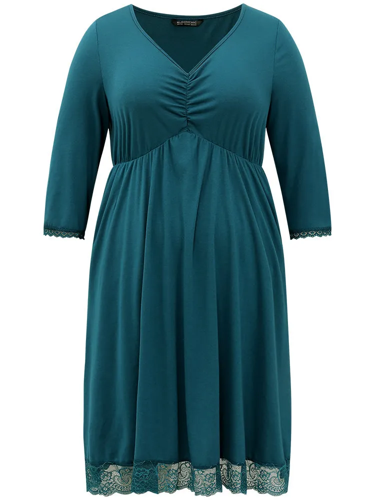 Solid Guipure Lace Ruched Elastic Waist Dress sold by Bloomchic product image thumbnail 5