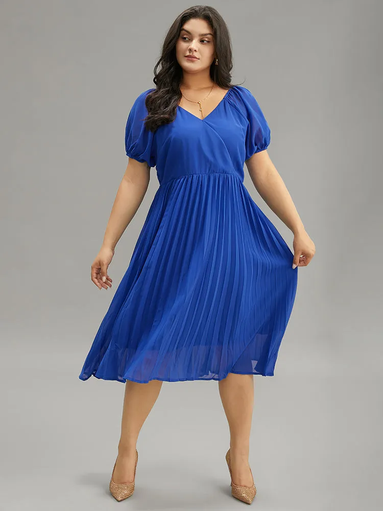 Plain Pleated V Neck Elastic Cuffs Puff Sleeve Dress sold by Bloomchic product image thumbnail 5