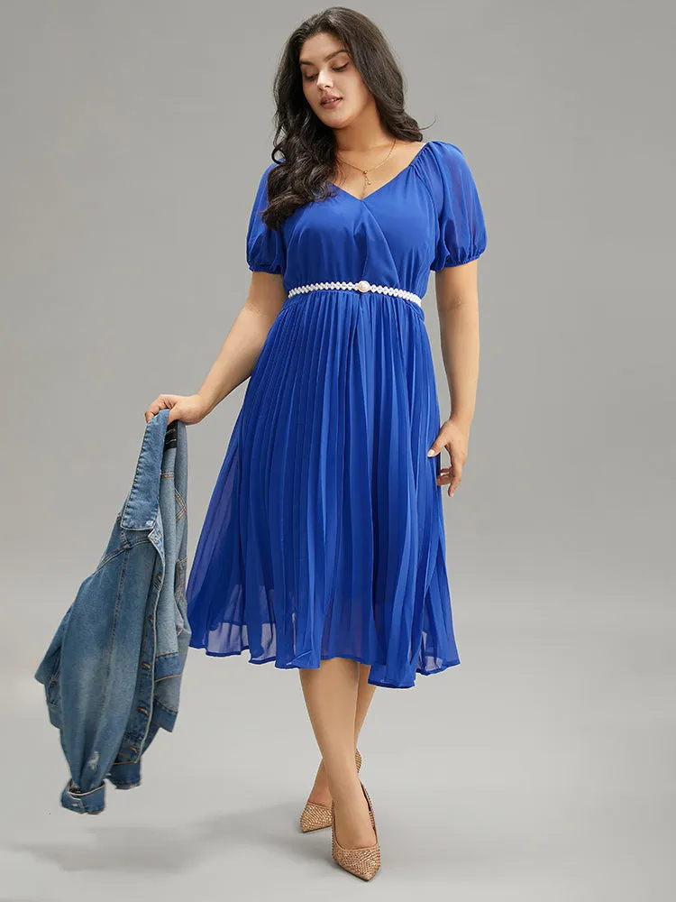 Plain Pleated V Neck Elastic Cuffs Puff Sleeve Dress sold by Bloomchic product image thumbnail 4