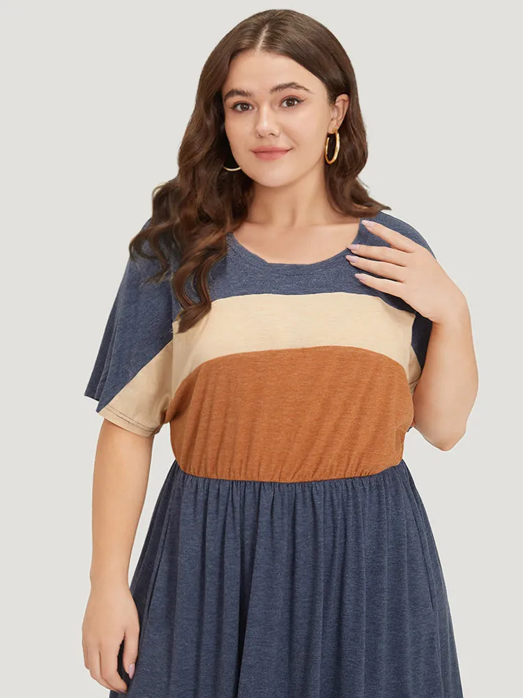 Supersoft Essentials Contrast Pocket Gathered Elastic Waist Dress sold by Bloomchic product image thumbnail 5