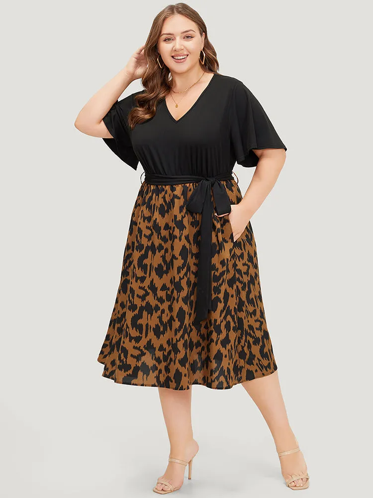 Allover Print Contrast Belted Ruffle Sleeve Patchwork Dress sold by Bloomchic product image thumbnail 2