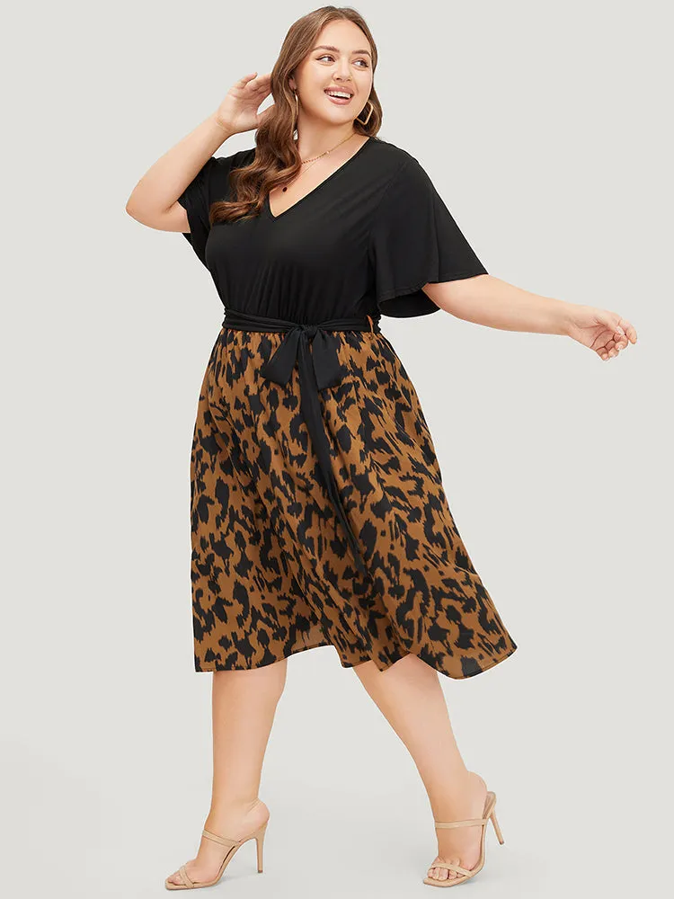 Allover Print Contrast Belted Ruffle Sleeve Patchwork Dress sold by Bloomchic product image thumbnail 3