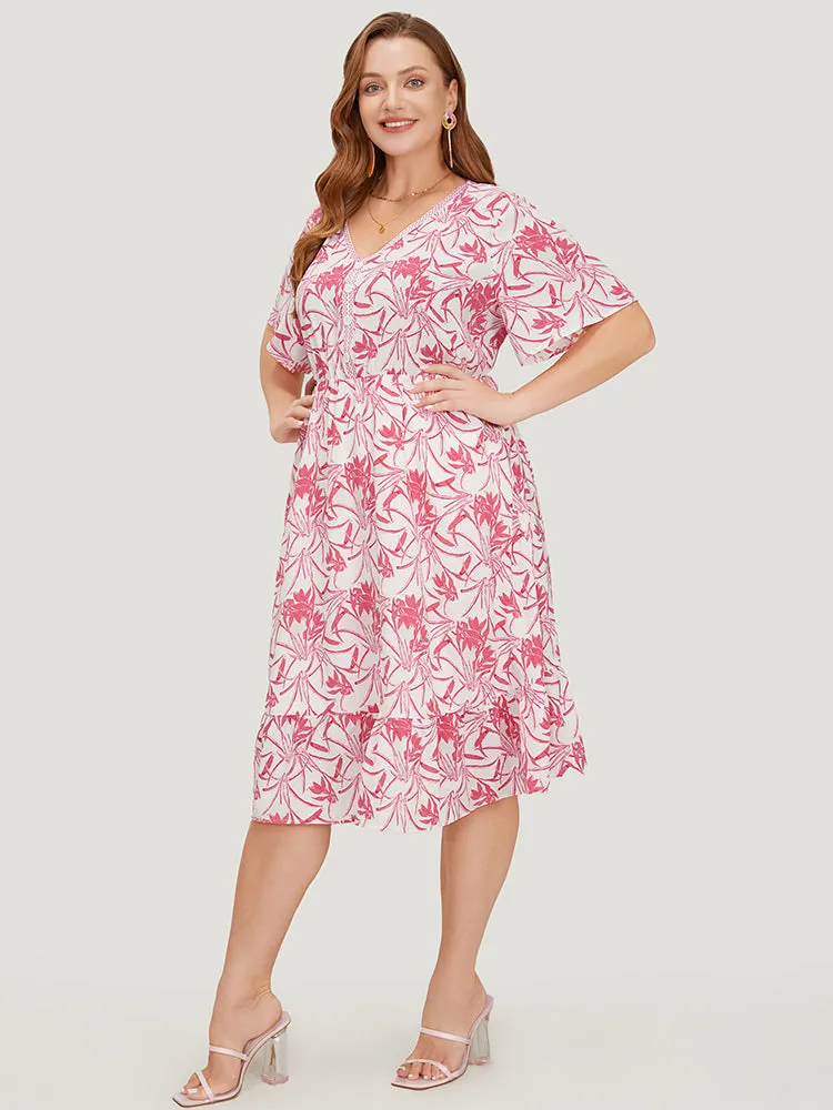 Floral Guipure Lace Button Detail Pocket Ruffles Dress sold by Bloomchic product image thumbnail 5