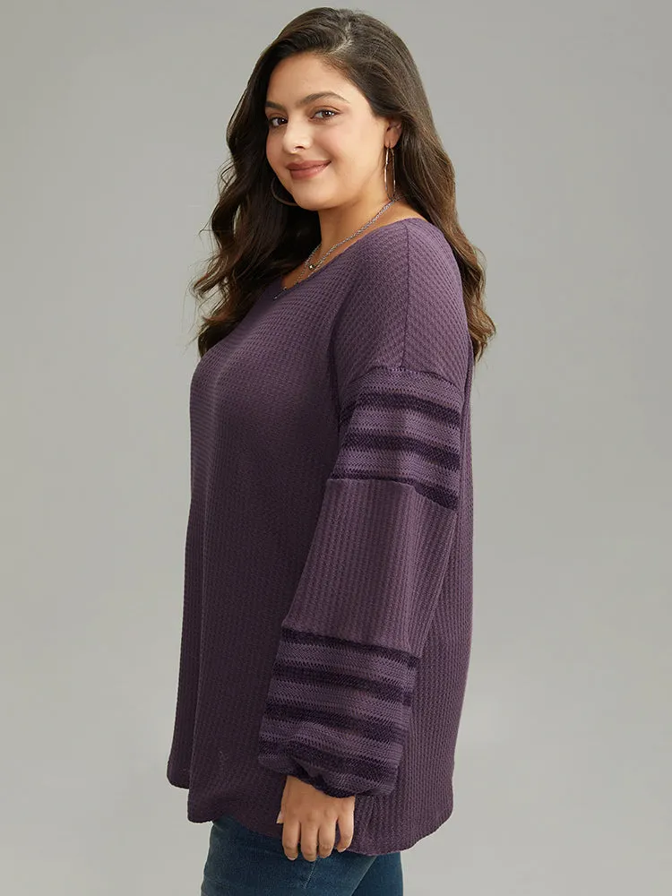 Plain Texture Patchwork Hollow Out T-shirt sold by Bloomchic product image thumbnail 4