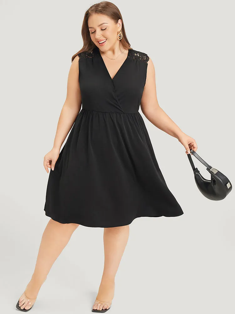 Solid Wrap Pocket Lace Patchwork Tank Dress sold by Bloomchic product image thumbnail 5