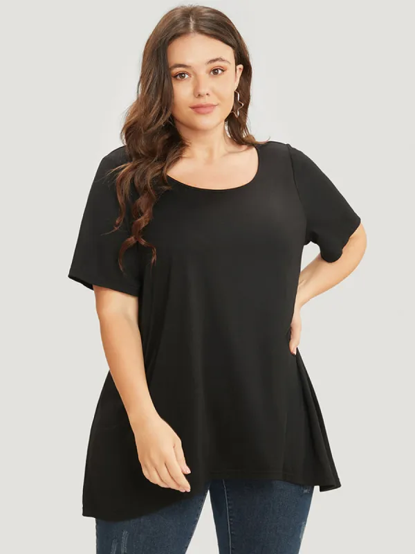 Plain Arc Hem Round Neck T-shirt sold by Bloomchic