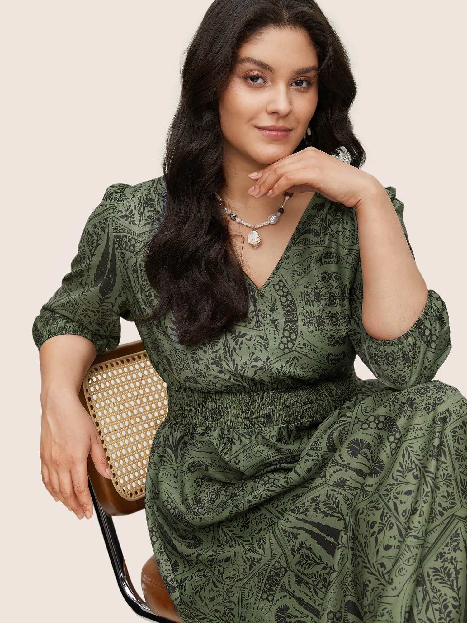 Paisley Print Shirred Lantern Sleeve Dress sold by Bloomchic product image thumbnail 4