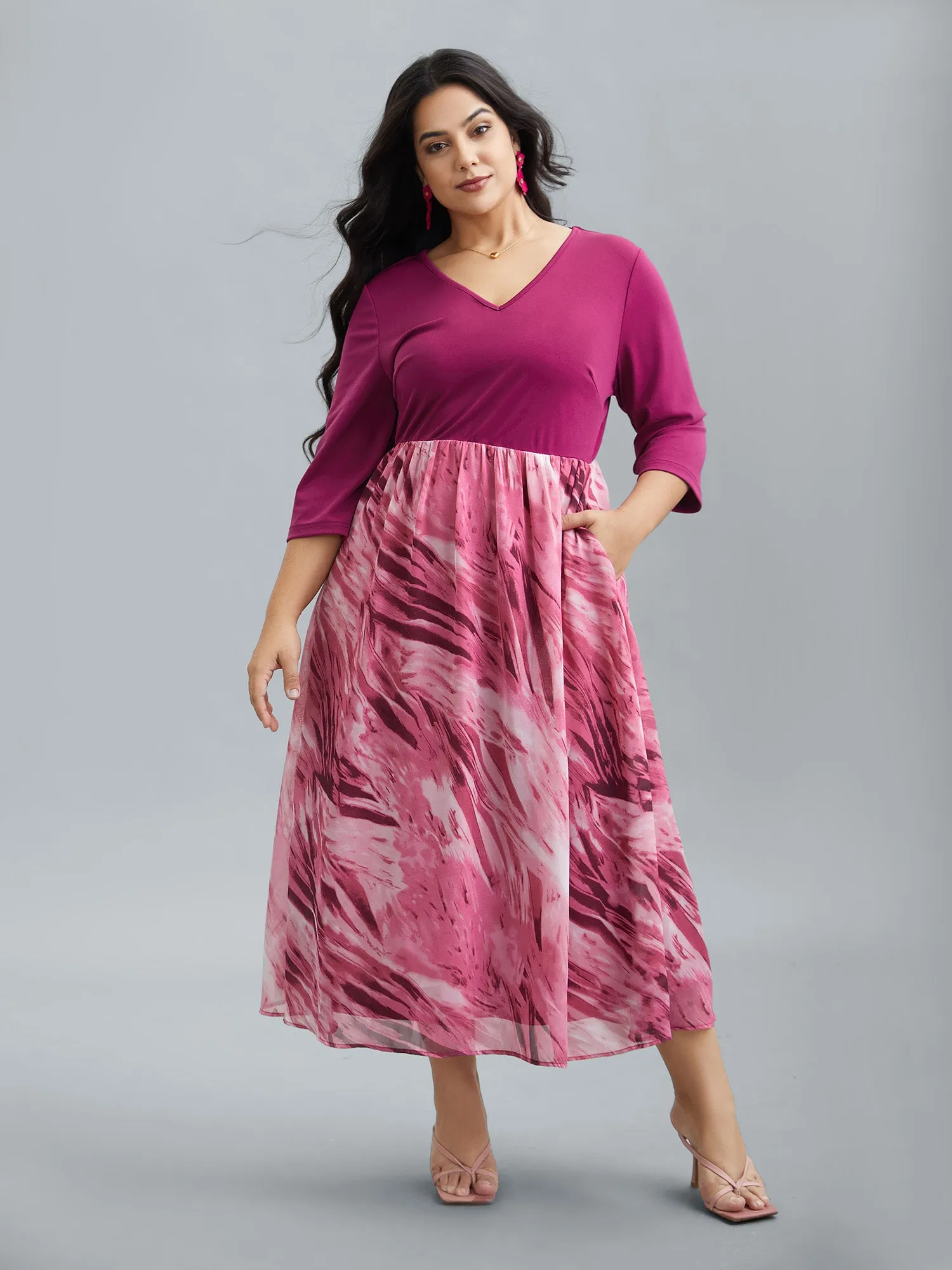 Abstract Print Spliced V-Neck Midi Dress sold by Bloomchic product image thumbnail 4