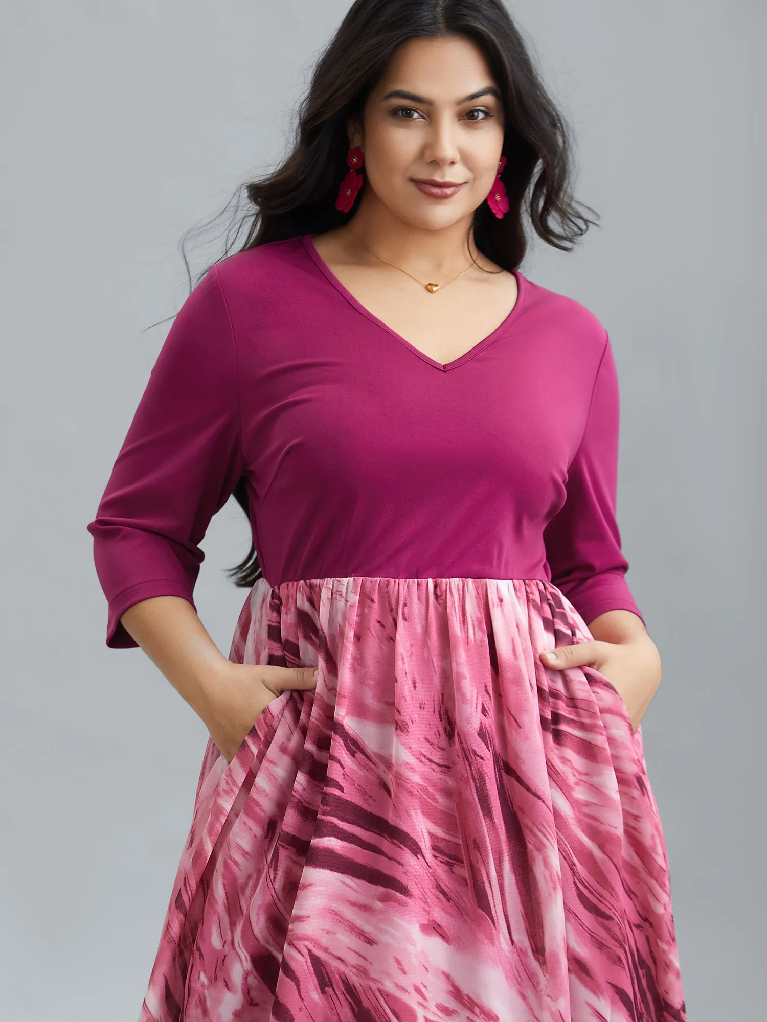 Abstract Print Spliced V-Neck Midi Dress sold by Bloomchic product image thumbnail 3