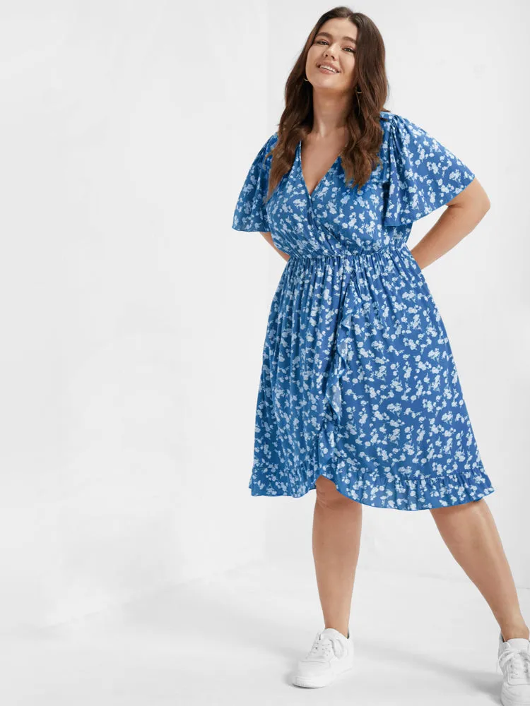 Ditsy Floral Ruffles Elastic Waist Wrap Dress sold by Bloomchic product image thumbnail 2