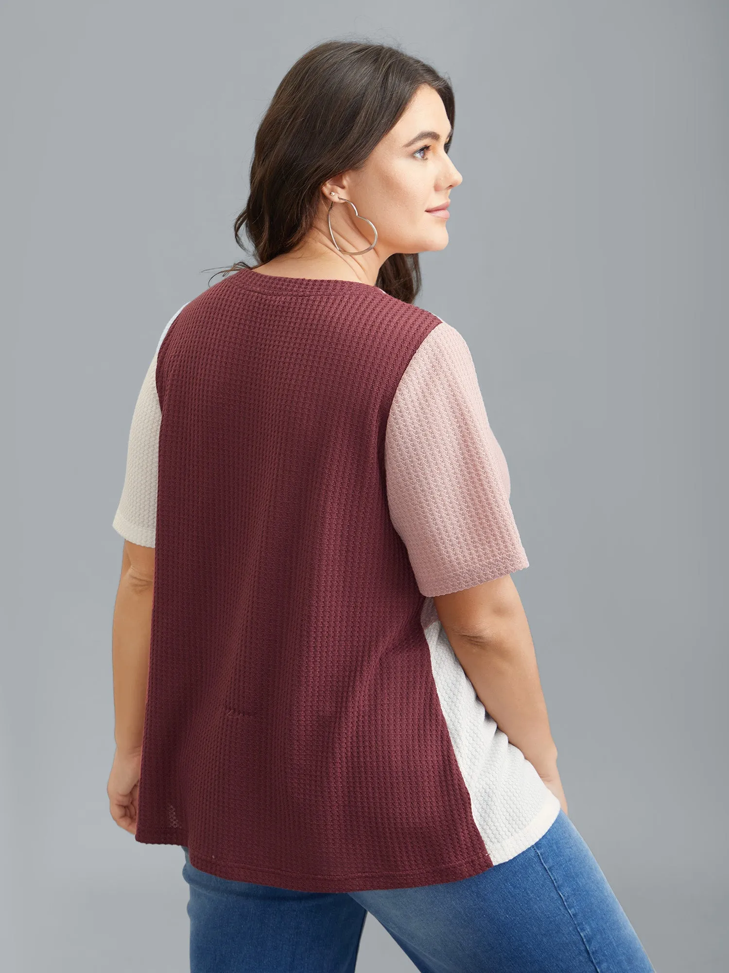 Color Block V-Neck Relaxed Fit T-Shirt sold by Bloomchic product image thumbnail 5