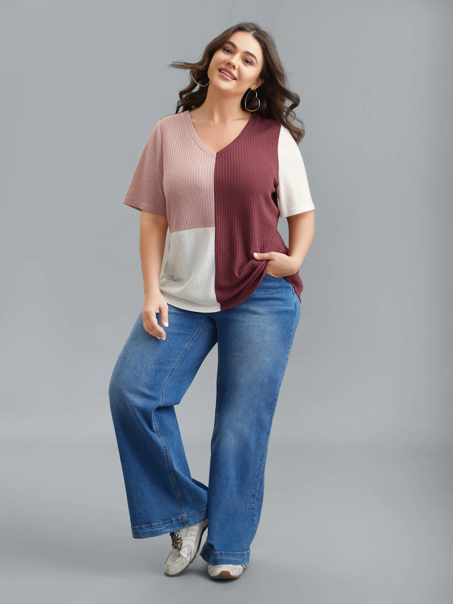 Color Block V-Neck Relaxed Fit T-Shirt sold by Bloomchic product image thumbnail 3