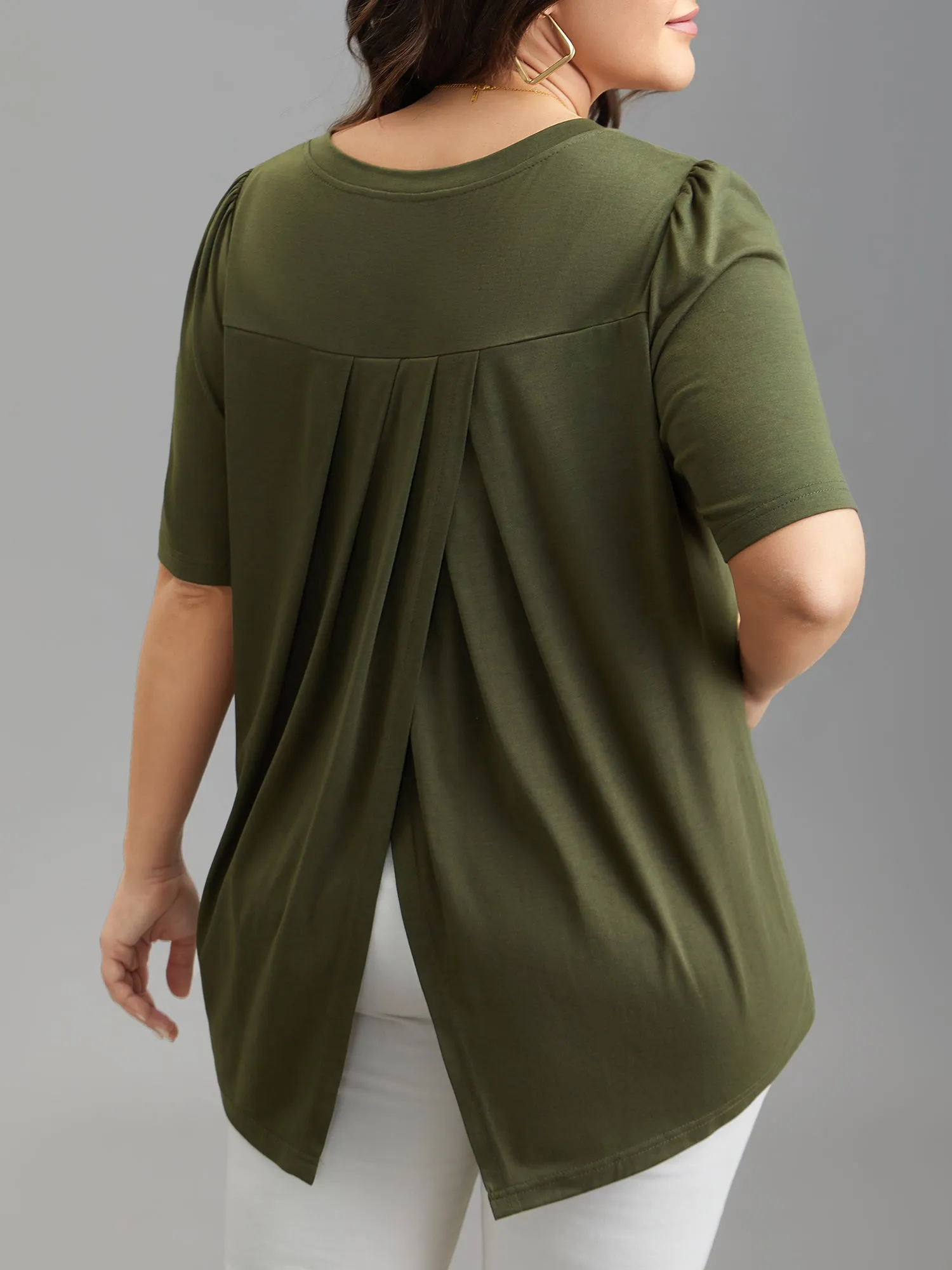 Back Pleats V-Neck Split T-Shirt sold by Bloomchic