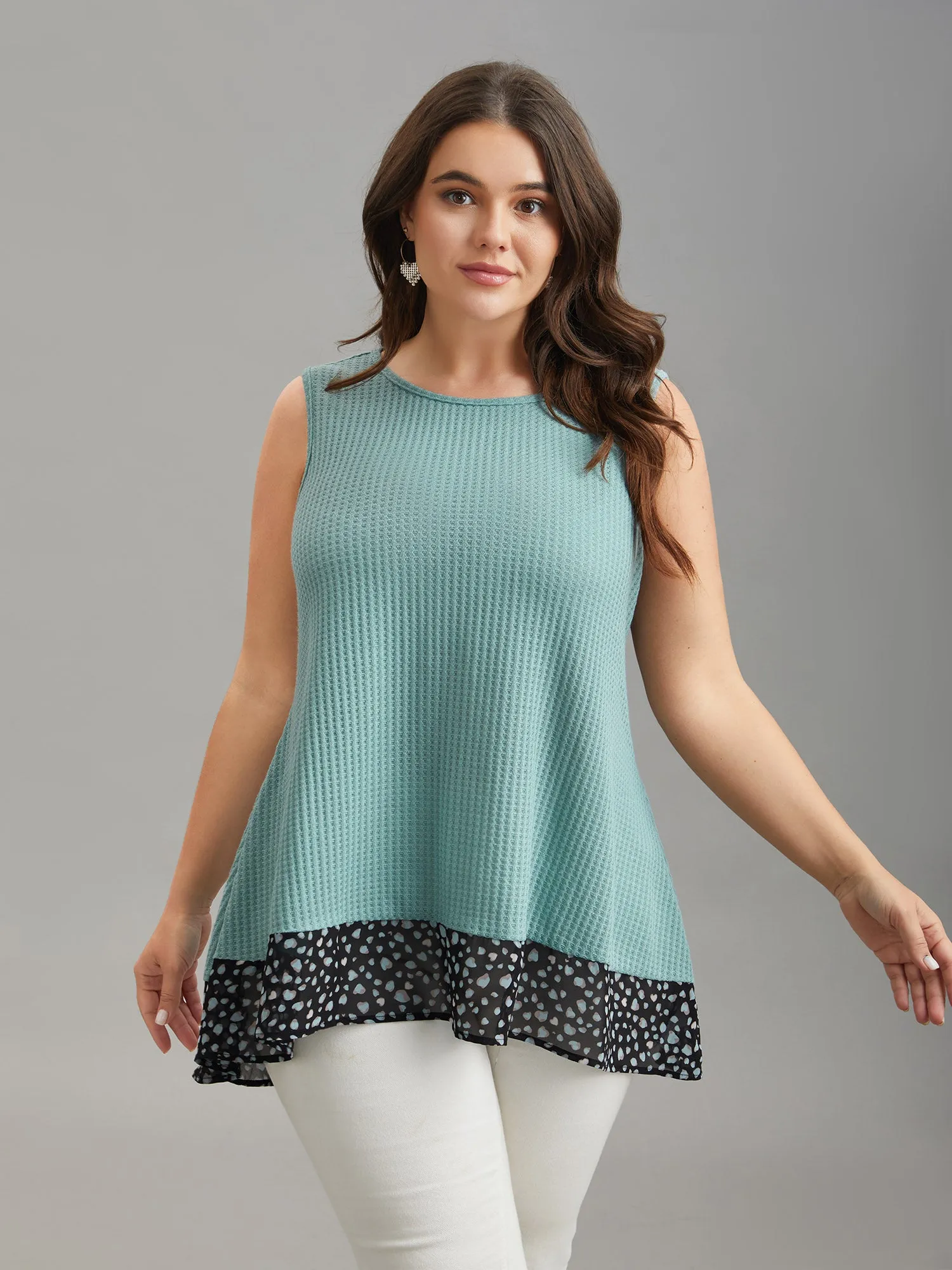 Color-Block Patchwork Round Neck Waffle Knit Vest sold by Bloomchic product image thumbnail 2