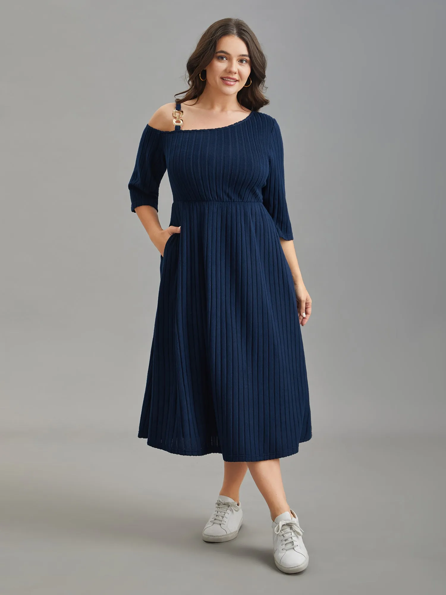One-Shoulder Pit-Strip Knit Buckle Midi Dress sold by Bloomchic product image thumbnail 2
