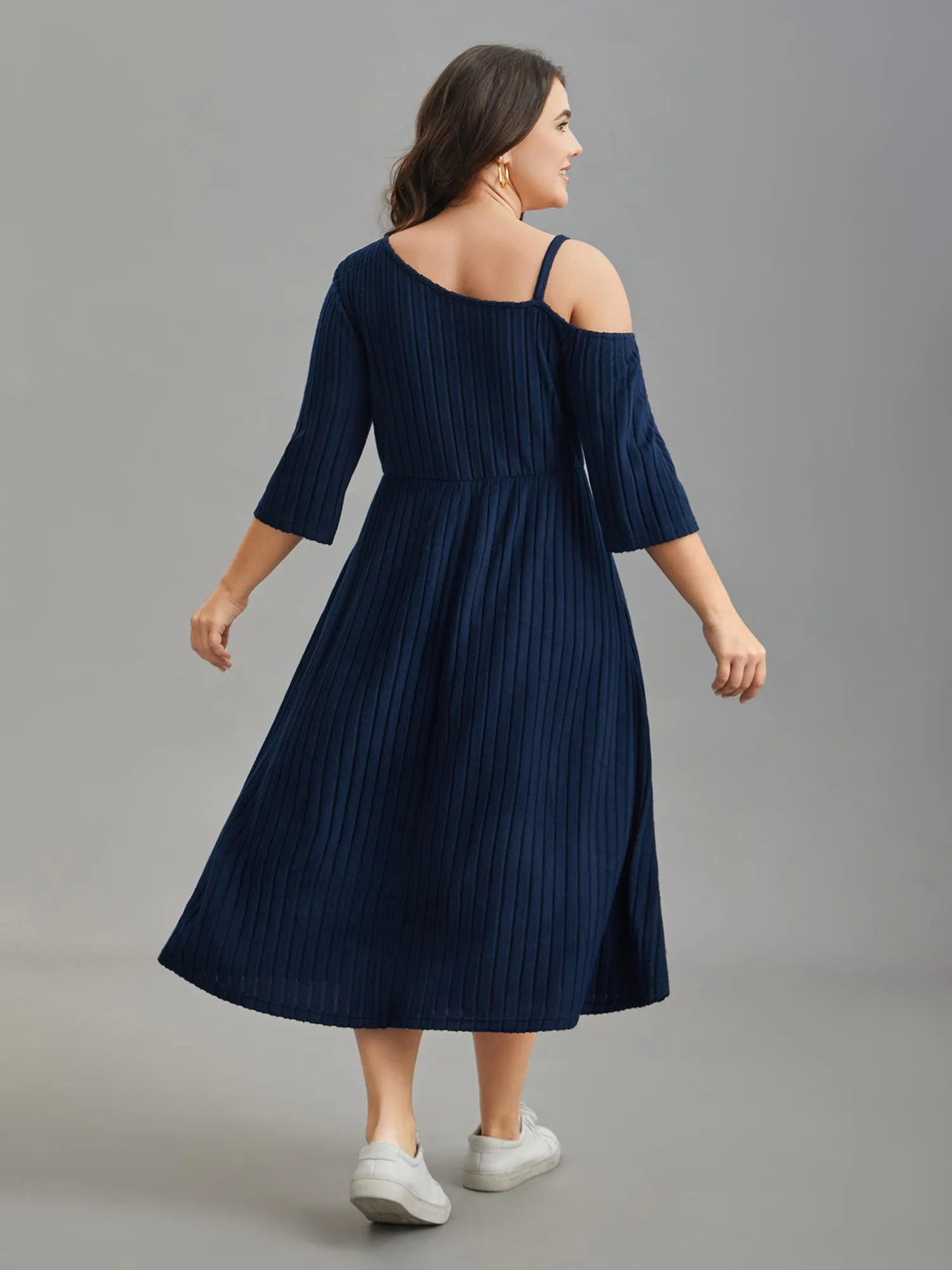 One-Shoulder Pit-Strip Knit Buckle Midi Dress sold by Bloomchic product image thumbnail 4