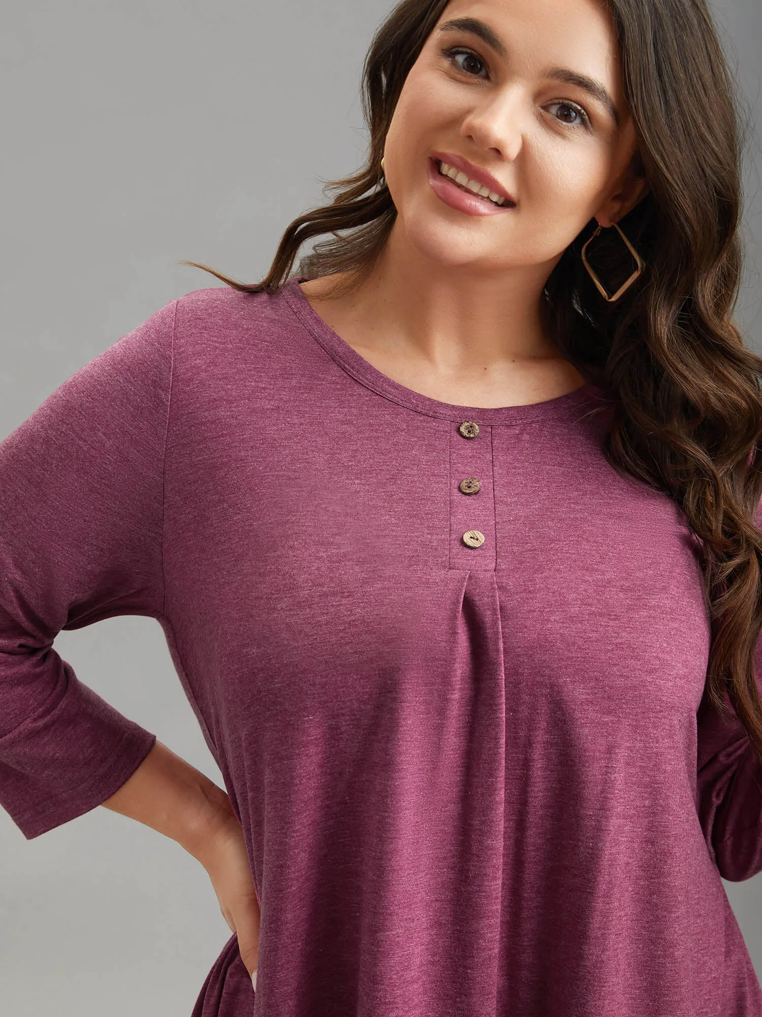 Button-Front High Low Hem Knit Top sold by Bloomchic product image thumbnail 2