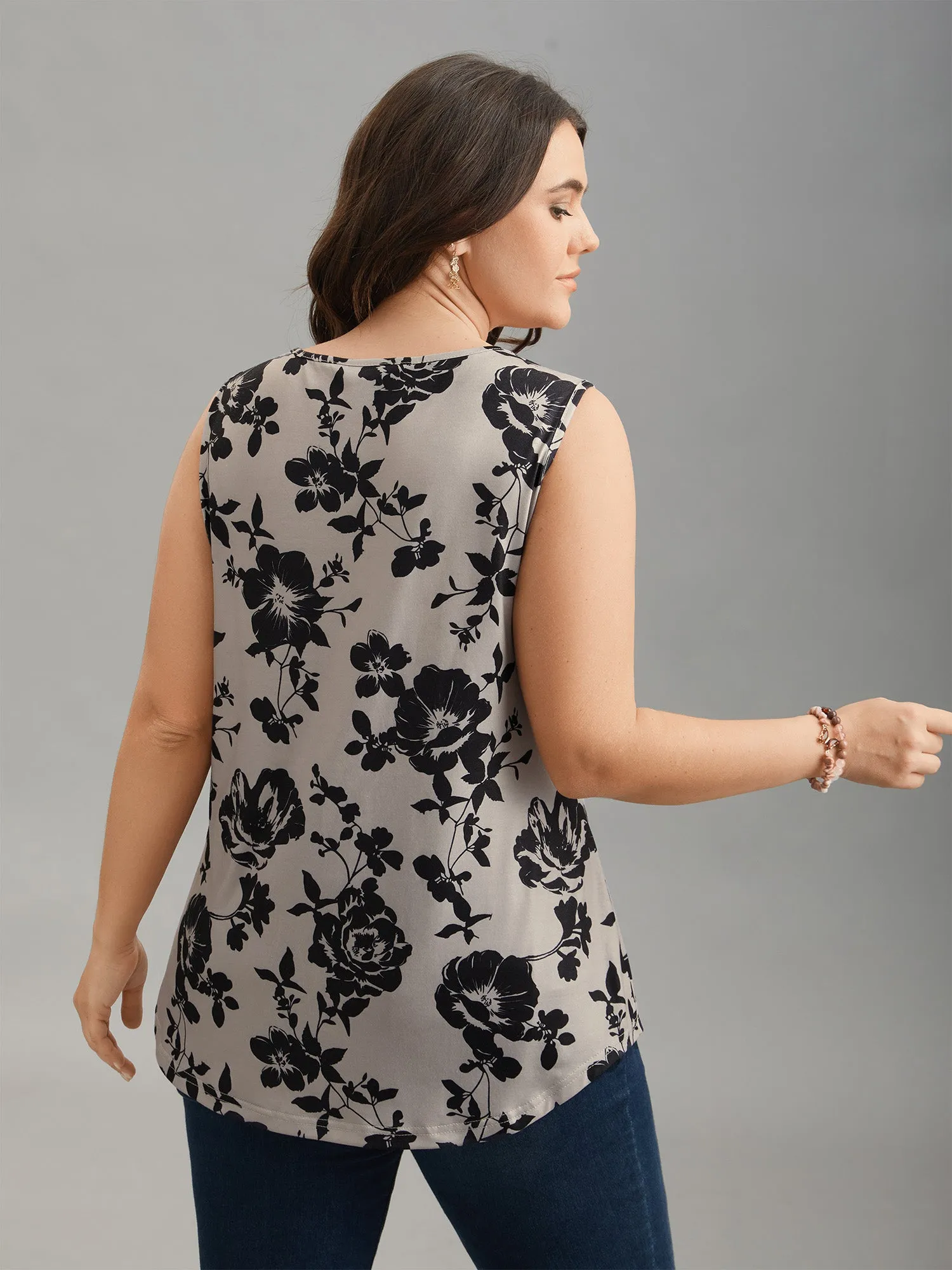 Rosy Print Neck-Tie Fitted Vest sold by Bloomchic product image thumbnail 5